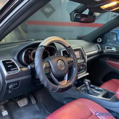 jeepetas y camionetas - JEEP GRAND CHEROKEE LAREDO 4X4 2018 12