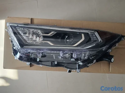 Pantalla Derecha Toyota RAV4 LED (2019-2021) TYC Certificada CAPA