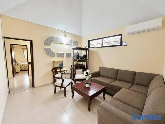 apartamentos - Casa de 2 Niveles en Urbanización Velazcasas – Av. 12