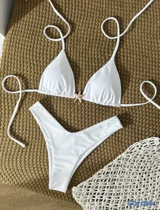 traje de baño de dos piezas 