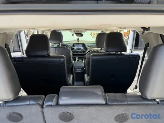 jeepetas y camionetas - Toyota higlander xle 2022 8