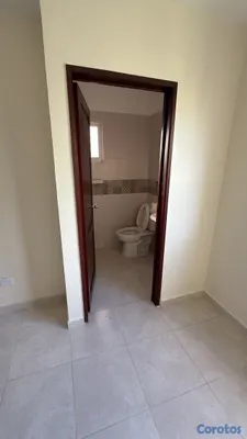 apartamentos - Apartamento en venta en Los Prados, Santiago | 3 hab. y 2 parqueos
2 baños.  10