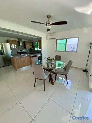 casas - Se vende casa de dos niveles en Ciudad Modelo 3