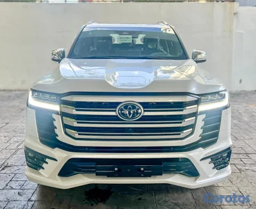 Toyota Land Cruiser VXR 2026