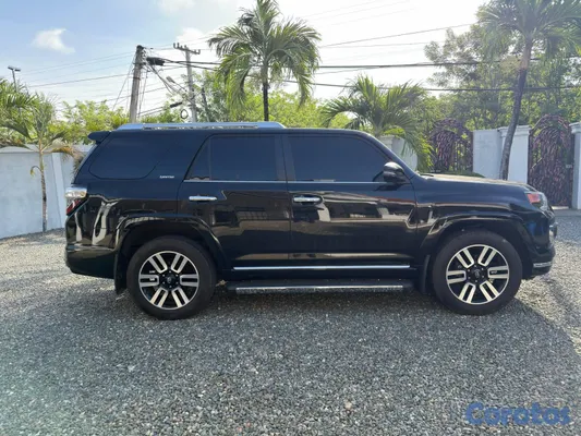 jeepetas y camionetas - TOYOTA 4RUNNER 2022 LIMITED V6 59MIL MILLAS CLEAN  8