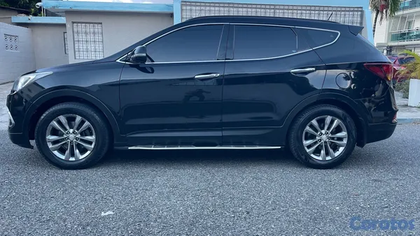 jeepetas y camionetas - Hyundai Santa Fe 16 Motor DOHC 4