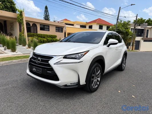 jeepetas y camionetas - Lexus NX200t AWD 3