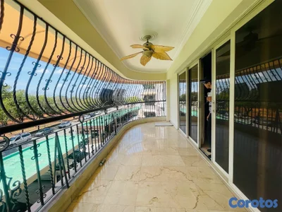 Apartamento amoblado en alquiler (283mts) 3 habitaciones 2 balcones Av Anacaona.