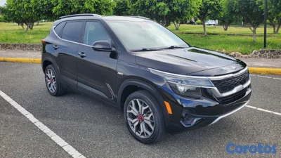 CLEAN CARFAX - Kia Seltos 2021 - RECIEN IMPORTADA DE ESTADOS UNIDOS. 
