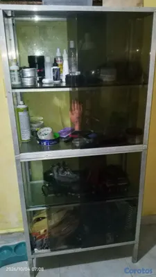muebles y colchones - vitrina espaciosa  2