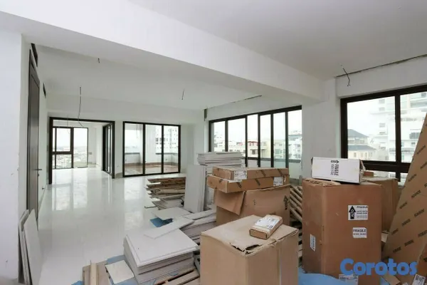 apartamentos - Amplio apartamento en venta (500mts2) de 4 habitaciones en el Ensanche Paraiso. 3