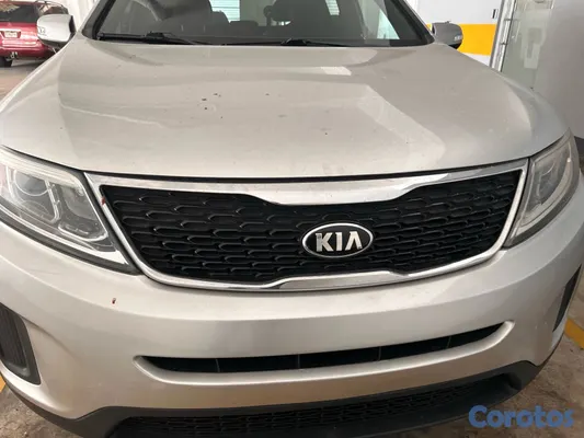 jeepetas y camionetas - Kia Sorento 2015 como nueva 3