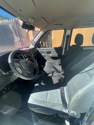 jeepetas y camionetas - Furgoneta KYC 9