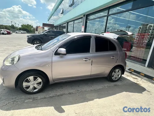 carros - NISSAN MARCH 2015 17