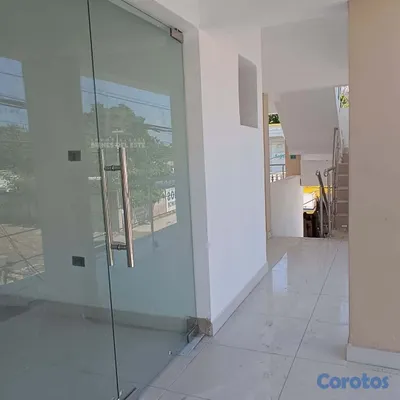 oficinas y locales comerciales - Se Renta Local Comercial en Barrio México, proximo 2