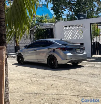 carros - Hyundai elantra 2015 3