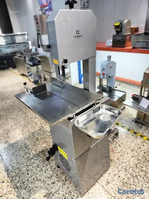 equipos profesionales - Sierra sin fin cortadora de hueso con base para cortar y moler carnes sinfin 9