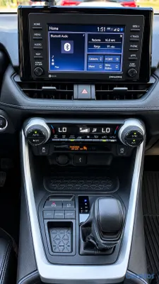 jeepetas y camionetas - Toyota Rav4 2021 XLE 9