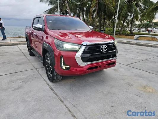 jeepetas y camionetas - Toyota hilux srv diesel full  3