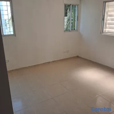 apartamentos - 🏠 ¡Apartamento en alquiler!
📍 Autopista San Isidro (frente a la zona) 15