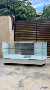 vitrina excelentes condiciones, mejor precio
