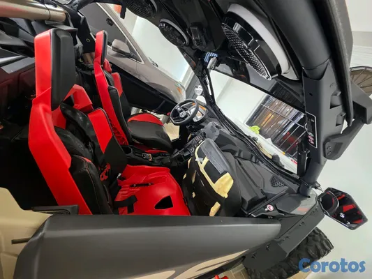 vehiculos recreativos - canam turbo RR 2023 1,200 milla nunca monte el mas nuevo listo con placa yseguro 5