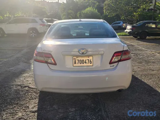 carros - Toyota camry 2010 versión LE,  V4, 67,000 Ml 7