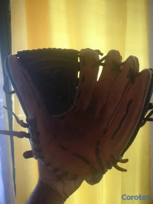 Artículos Deportivos - Guante Louisville Slugger TPX 12.5" de Cuero – Béi 2