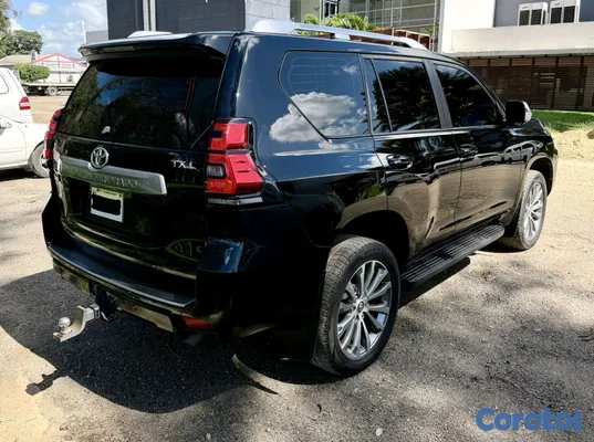 jeepetas y camionetas - Toyota land cruicer prado txl 2023 8