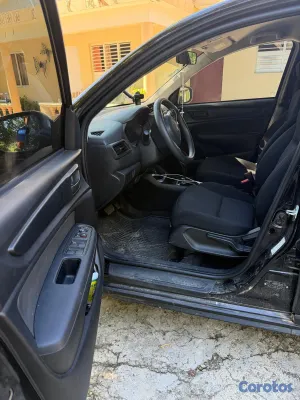 jeepetas y camionetas - Honda BR-V, está en perfectas condiciones precio de oportunidad  4