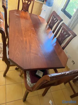 decoración y accesorios - Mesa en caoba  2