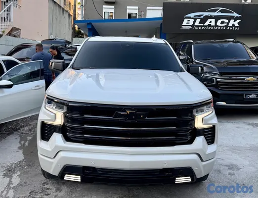 jeepetas y camionetas - Checrolet Silverado 2024 Highcountry 5