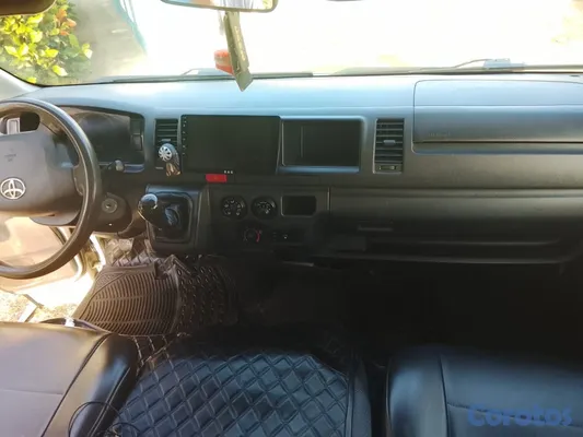 otros vehiculos - Toyota Hiace  11