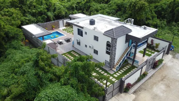 casas vacacionales y villas -  Hermosa Villa en Juan Dolió Republica Dominicana 600mts2 5