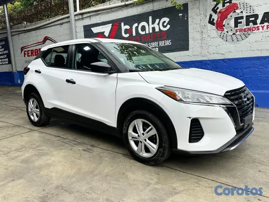 carros - 🚗 ¡Tu próxima SUV puede estar aquí! Nissan Kicks S 9