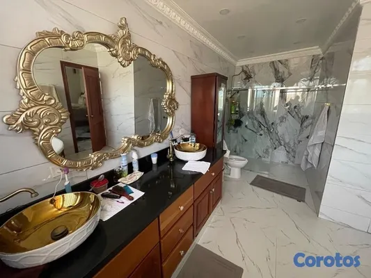 casas - Venta de Mansión en la autopista de san isidro con piscina de 784mts Rep. Dom. 8