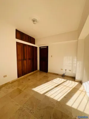 apartamentos - Apartamento Clásico / Vista despejada / piso alto 8