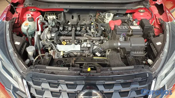 jeepetas y camionetas - NISSAN KICKS SV 2021 6