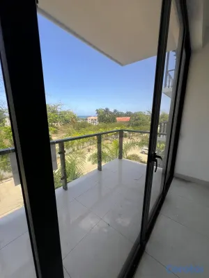 apartamentos - RENTO AMPLIO APARTAMENTO FRENTE AL MAR 2