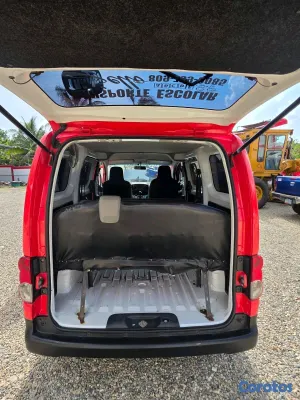 jeepetas y camionetas - Nissan nv 200 2017  3