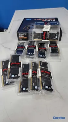accesorios para electronica - Memoria Ram Ddr4 KINGSTON Fury RGB 8GB 3200MHZ 4