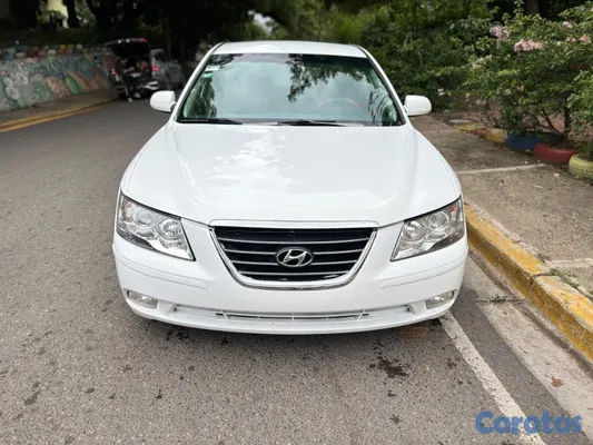 carros - HYUNDAI N20 año 2010 excelente Condición  7