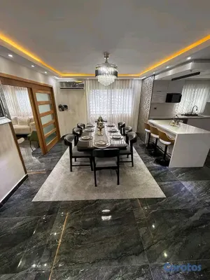 muebles y colchones - 🏡 Villa/Alojamiento de Lujo en Santo Domingo Este | 3 Habitaciones, 5 Baños 9
