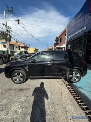 jeepetas y camionetas - Mitsubishi Outlander Sport SE 2023 2