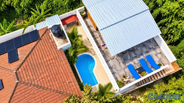 casas vacacionales y villas - For Rent | Villa Amueblada de 5 Habitaciones con Piscina – Sueño Verde, Bávaro 2