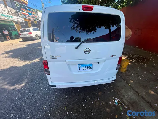 jeepetas y camionetas - Nissan nv 200 2016  5