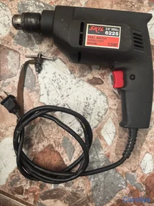 Taladro Eléctrico Skil 6225 | 3/8" 1/3 HP Doble Aislado Velocidad 