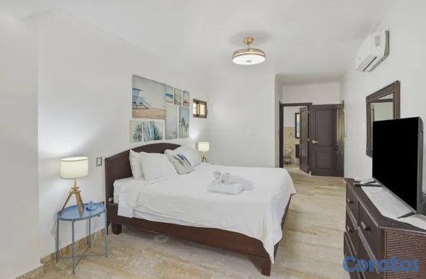 apartamentos - SALE BY OWNER | FULLY TURNKEY 2BR/2BA CONDO AT GRA 2