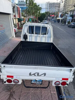 camiones y vehiculos pesados - Se vende camión Kia K2700 10