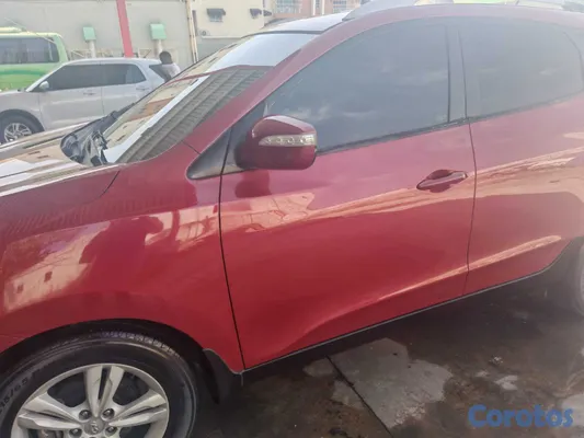jeepetas y camionetas - Venta Jeepeta Hyundai Tucson 2013 3